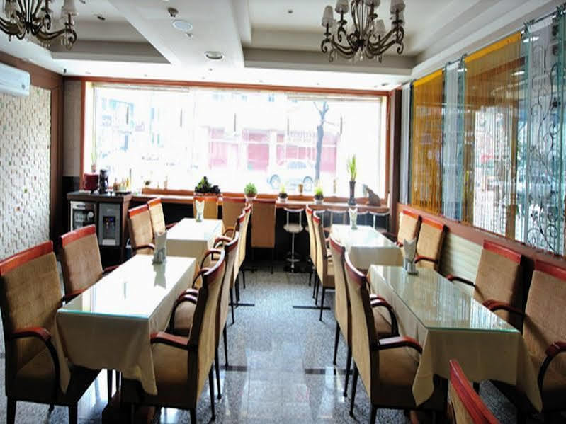 Fiore Hotel 龟尾 外观 照片