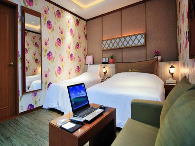 Fiore Hotel 龟尾 外观 照片