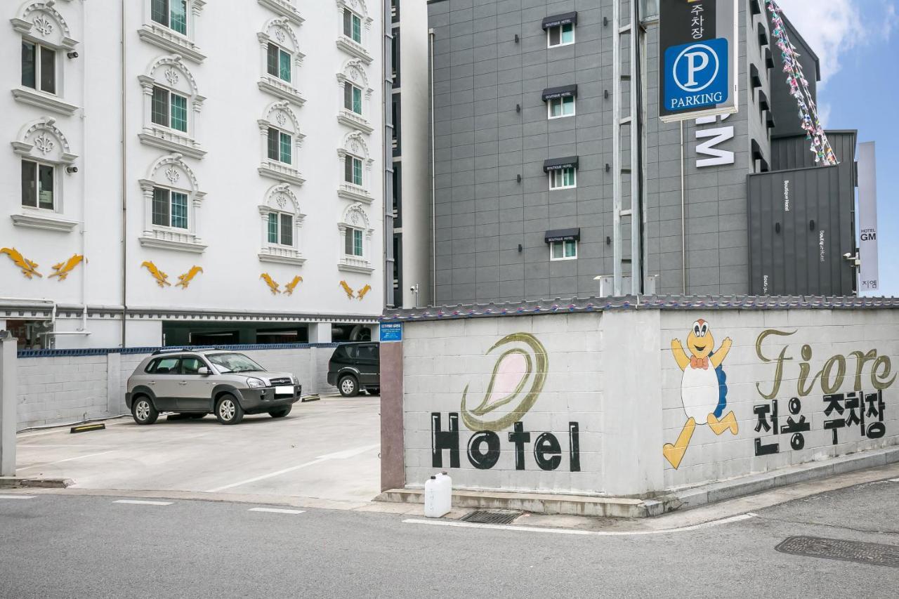 Fiore Hotel 龟尾 外观 照片